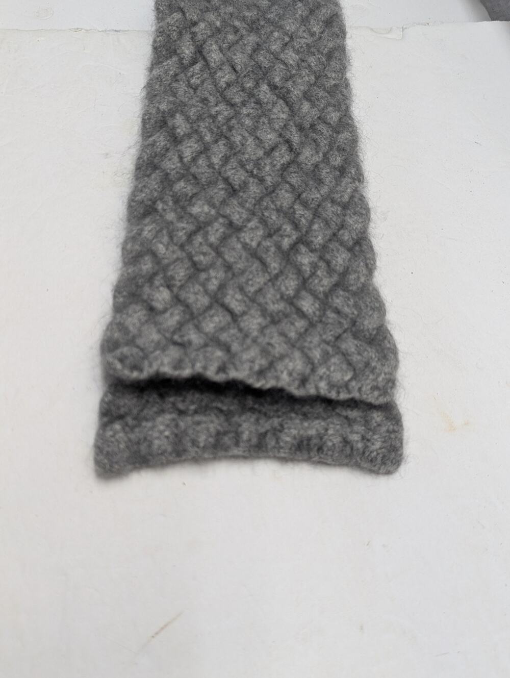 Sofia Cashmere 100% Cashmere Gray Scarf Cable Knit Soft Luxury Winter Wrap